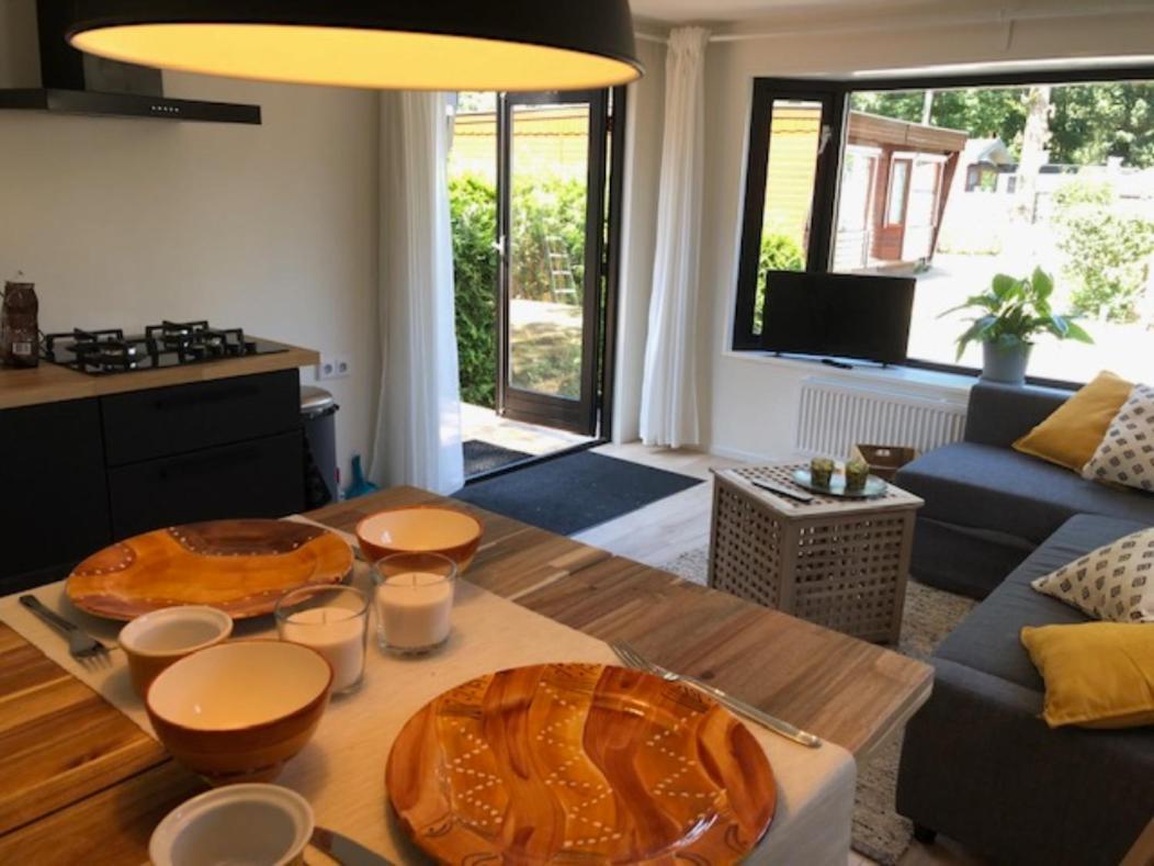 Heerlijk Vakantiehuisje In Putten Luaran gambar