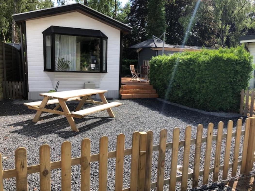 Heerlijk Vakantiehuisje In Putten Luaran gambar