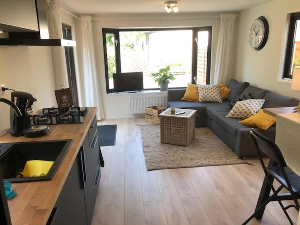 Heerlijk Vakantiehuisje In Putten Luaran gambar